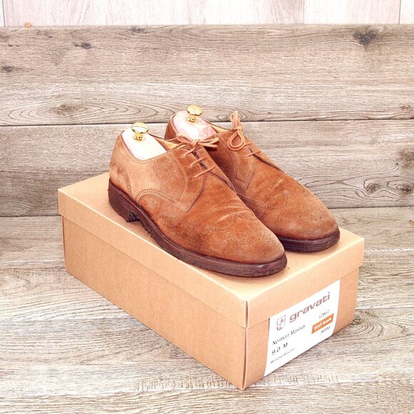 $695 Neiman Marcus GRAVATI 9 M Snuff Suede 12867 * add $15 new Cedar Trees